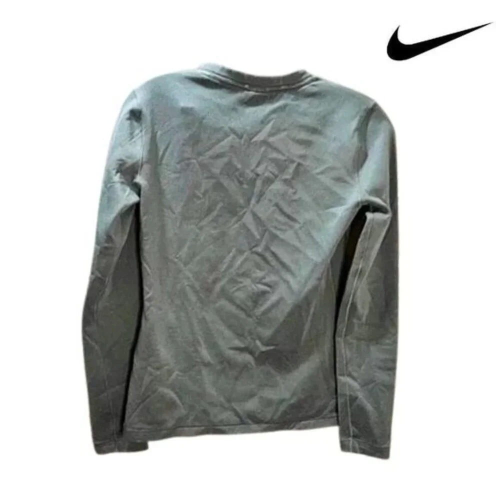 Nike Womens PRO Dri-Fit Fitness Workout T-Shirt Long Sleeve Crewneck Shirt Top‎